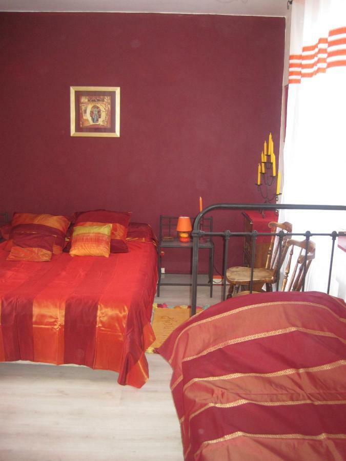Maison Saint Louis ปาเรย์-เลอ-มนยาล ภายนอก รูปภาพ